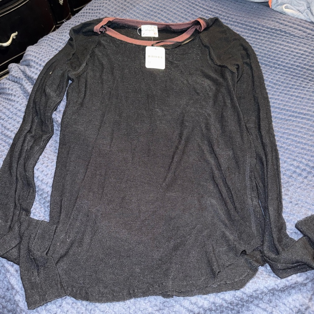 Elegant Black Crew Neck Sweater
